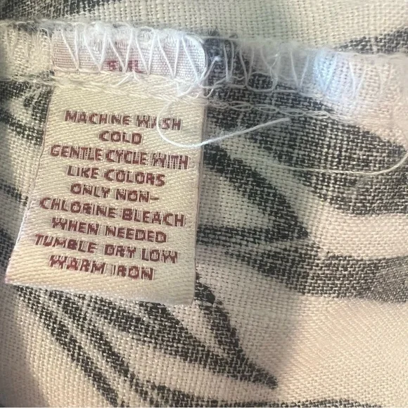 Abstract 100% Linen Floral Zebra Button Up Top Sz 18 2X Tropical Vacation Artsy - Picture 7 of 8